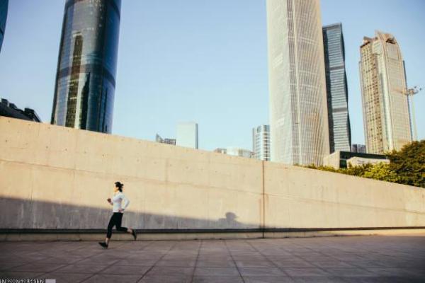哪些体育项目采用两回合制比赛规则？(图1)